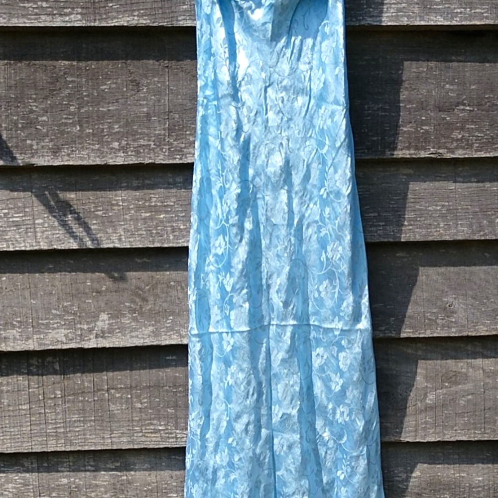 SOLD!! ๐๐Dress Size 5/6 Spaghetti Strap Floral Print Asymmetrical Maxi - Picture 2 of 11